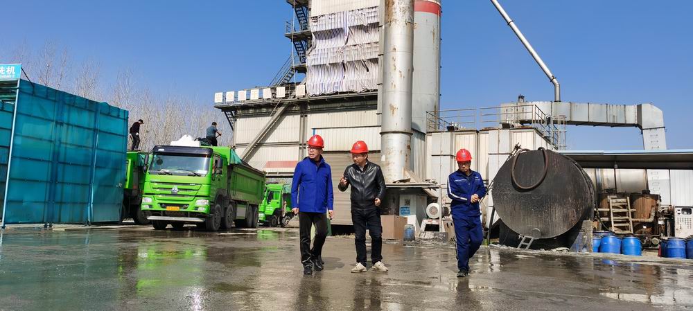 嚴(yán)把質(zhì)量關(guān) 筑牢企業(yè)發(fā)展根基——集團董事長孔德穩(wěn)一行前往各項目施工現(xiàn)場檢查指導(dǎo)工作