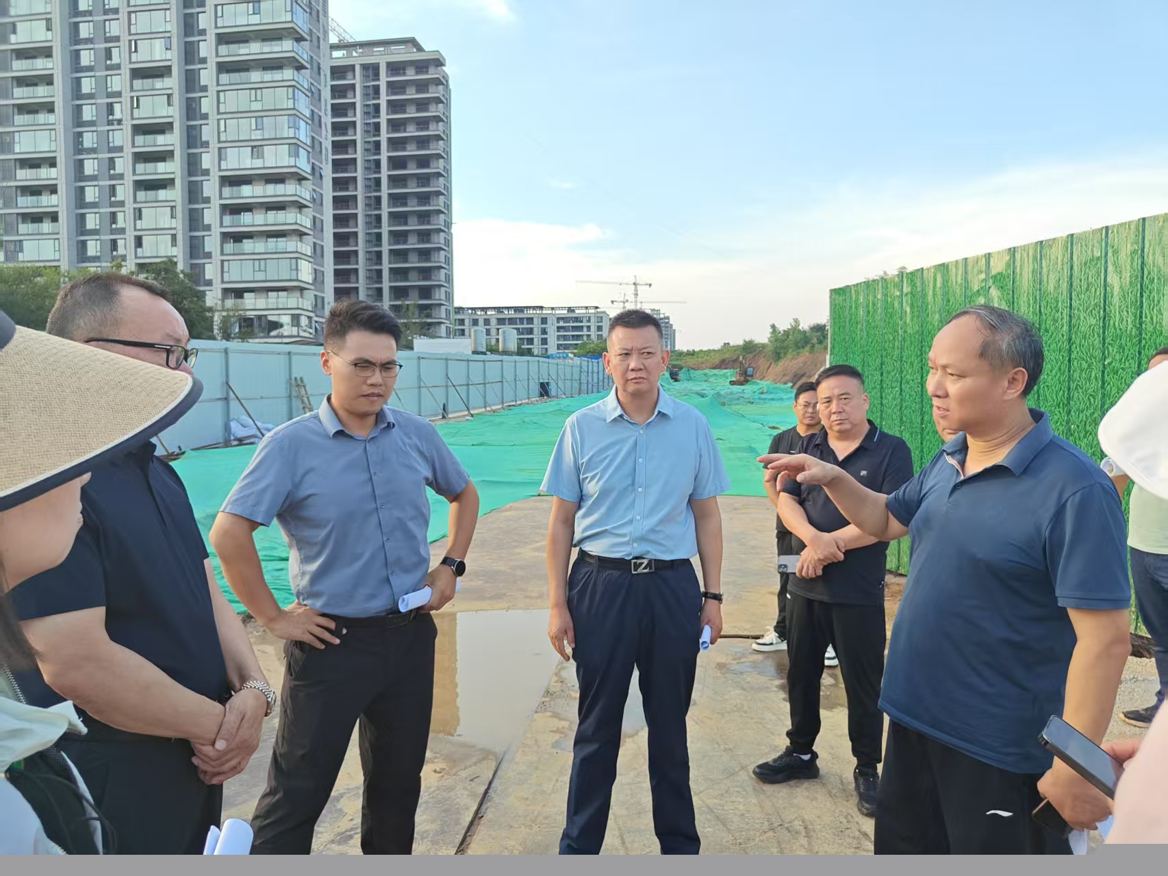 【羊山里項(xiàng)目 】靶向部署抓落實(shí) 全力以赴保工期協(xié)同發(fā)力